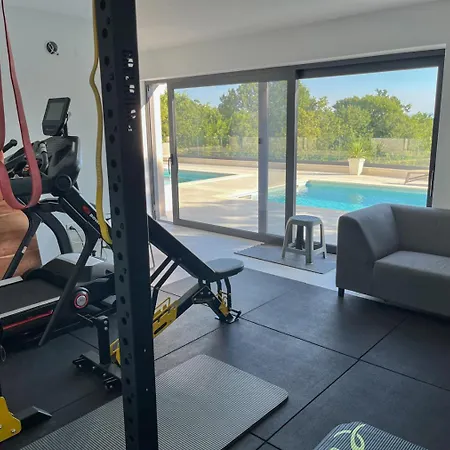 New Luxury With A Beautiful View Apartment *