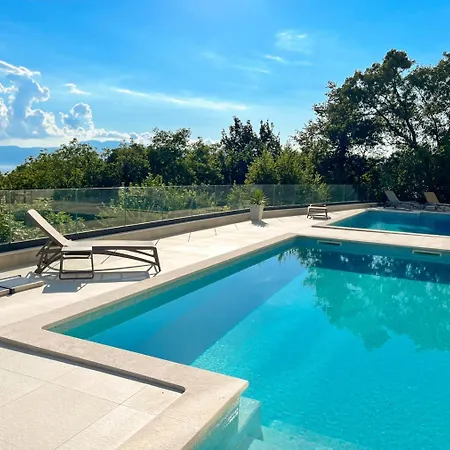 New Luxury With A Beautiful View Appartement *