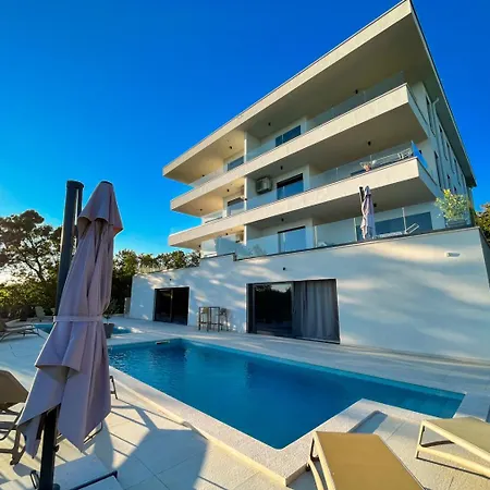 Апартаменты New Luxury With A Beautiful View *